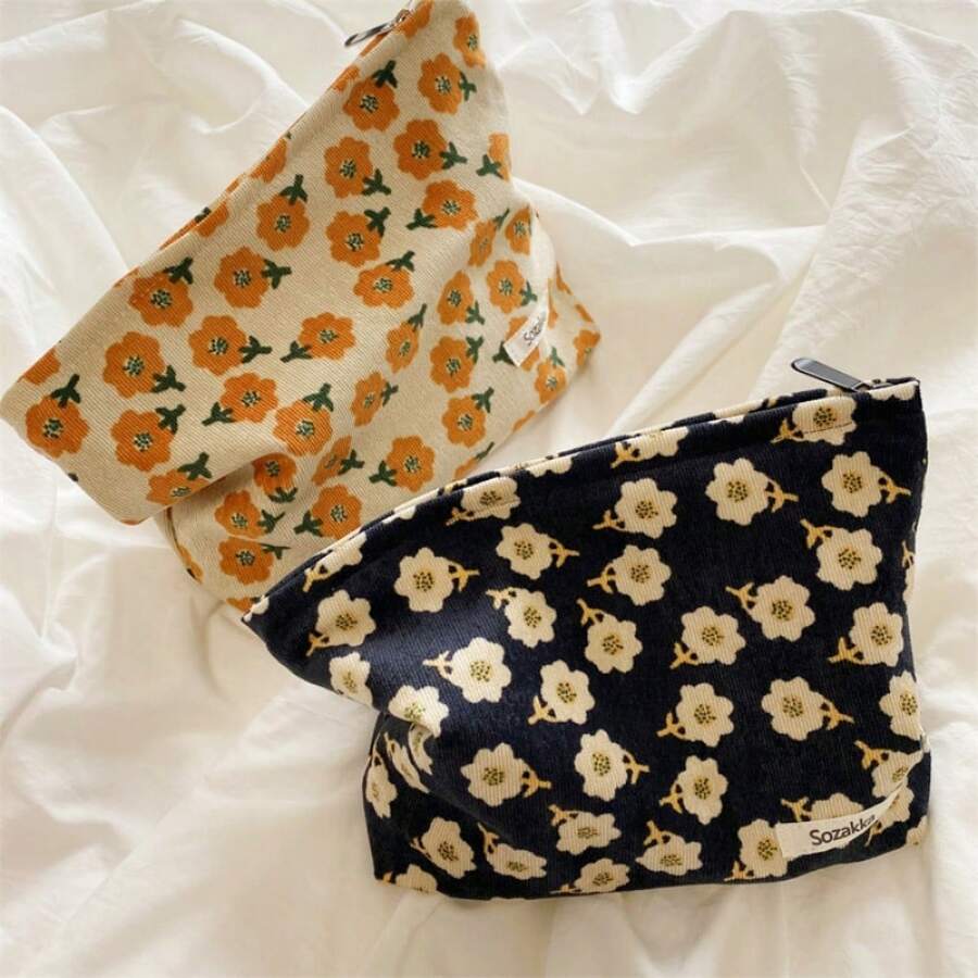 1个带拉链的梅花图案化妆包，完美收纳美妆必备品，防水化妆包，口红包，女士化妆包，小巧收纳化妆包，化妆刷收纳袋，洗漱包，情人节礼物，旅行必备，旅行，情人节，房间装饰，钱包必备，女士化妆包，钱包必备物品，邮轮必备，设计师手提包，基础款，梳妆台必备，房间，可爱化妆包