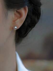 1 Pair 7-8mm White Baroque Natural Freshwater Pearl Stud Earrings, Elegant Jewelry Gift For Friends Birthday - Mauve Purple - View 2