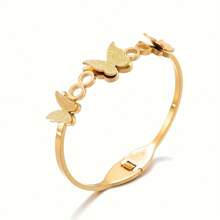1 pieza Brazalete abierto chapado en oro de 18K de acero de titanio para mujer, diseño vintage de mariposa, accesorio de lujo de moda, adecuado para uso diario y vacaciones de verano