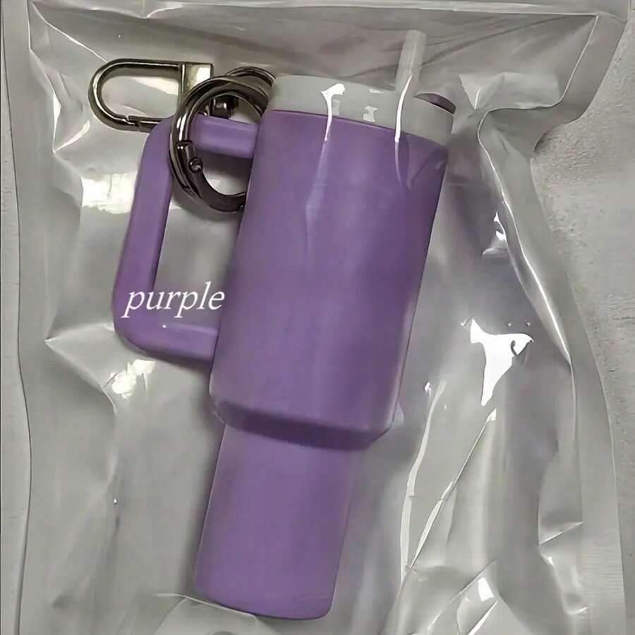 1PCS Detachable Mini Water Bottle Keychain Can Accommodate Lipstick, Backpack, Charm Party