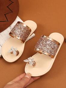 1 双玫瑰金幼儿女童平底凉鞋，闪亮水钻带，编织 PU 一脚蹬，珍珠蝴蝶设计，圆头，时尚奢华可爱罗马风格家居拖鞋，适合女婴日常、休闲、度假、派对、2025 年春夏 - 玫瑰金 - 查看 7