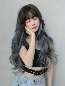 NAMM 26 英寸渐变蓝色女士假发，散落波浪假发，带刘海，深色发根，蓝色至灰色，自然造型，长卷发，合成假发，适合女士日常派对狂欢（可修剪刘海长度） - 漸層藍色 - 查看 4