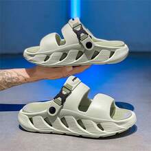 2025 Spring & Summer New Ultra-Light Breathable Men's Sandals, Plus Size,Outdoor Beach Shoes, Non-Slip Bathroom Slippers, Indoor/Outdoor Casual Slippers, Random Pattern, Asymmetrical Design - Green - View 4