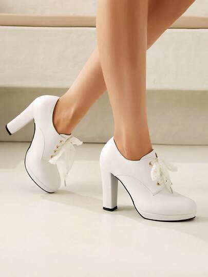 Zapatos Oxford con cordones y suelas gruesas, zapatos blancos de mujer con cordones de color neutro y parte superior de unicolor, zapatos Oxford de tacón alto