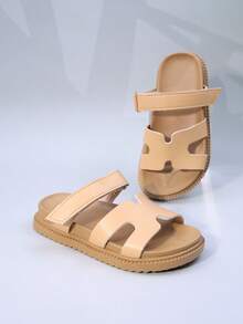1 par de sandalias planas casuales cómodas y ligeras de unicolor simple para niños, adecuadas para uso diario, playa y vacaciones - Marrón - Ver 5