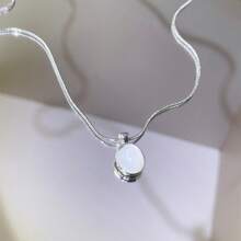 1pc Luxury Silver-Color Aquamarine Necklace, Women Minimalist Design Clavicle Chain, Sweater Chain Snake Bone Chain Accessory,Fashionable Chic Geometric Oval Pendant Necklace, Suitable For Daily & Date Wear