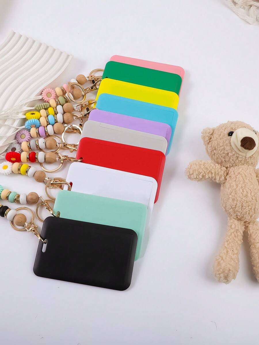 1 件雏菊硅胶珠挂绳钥匙扣，马卡龙纯色公交卡盒，官员身份证夹项链，送给朋友的礼物