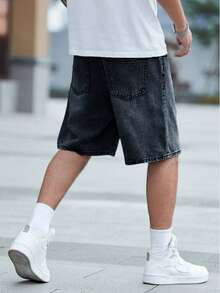 European And American Style Black Casual Slim-Fit Straight Denim Shorts For Teenagers