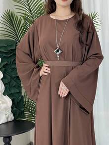 Vestido largo de manga larga con color liso, moda sencilla y elegante, diseño modesto para mujeres árabes