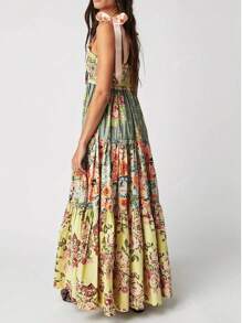 Nuovo vestito elegante primaverile/estivo con stampa floreale, spalline a spaghetti, senza schienale, fiocco, stile bohémien di , in chiffon, effetto snellente in vita