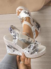 2024 New European Women Platform Wedge Sandals, Outdoor Versatile One-Strap Slides, Sexy Floral Print Beach Casual Slippers, Comfortable Open Toe Shoes, Green Floral Elevated Petite Shoes