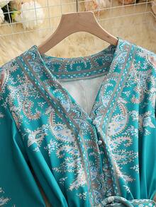 Sukienka damska z krótkim rękawem, modna, z dekoltem w serek, w stylu boho, z nadrukiem na dole i ozdobnymi guzikami, na wiosnę i lato, do noszenia na wycieczce, krótka sukienka