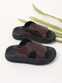 1 Pair Children's Fashion Soft-Sole Comfortable Slip-On Sandals For Summer - Brown - View 4