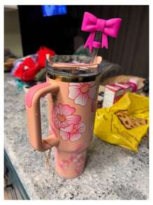 Kompatibel mit Cup-Zubehör – 3 Stücke 10-mm-Strohhalmaufsätze mit Schleife, kompatibel mit der Strohhalm-Abdeckkappe des Cups, 2 Stücke weiße Schleifenanhänger für 30- und 40-oz-Becher mit Griff, mehrere Farbkombinationen erhältlich