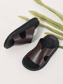 1 Pair Children's Fashion Soft-Sole Comfortable Slip-On Sandals For Summer - Brown - View 3