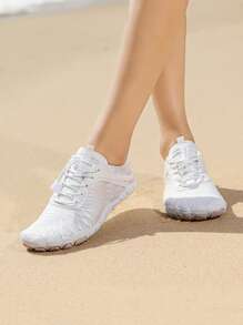 Women Aqua Shoes Outdoor Upstream Wading Sneakers Unisex Lightweight Quick-Dry Beach Barefoot Sport Swimming Water Shoes