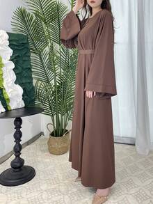 Vestido largo de manga larga con color liso, moda sencilla y elegante, diseño modesto para mujeres árabes