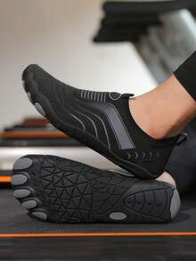 Unisex Aqua Shoes, Water Shoes, Beach Shoes, Yoga Shoes, Sandals, Outdoor Swimming Shoes, Diving Shoes With Thick Soles And Toe Protection Valentine's Day Ideas - Black - View 2
