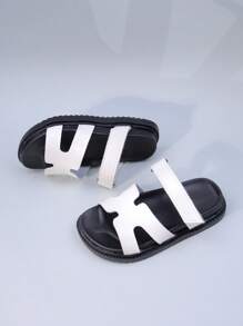 1 Pair Children Simple Two-Tone Leather Comfortable Lightweight Double-Strap Design Flat Casual Sandals, Suitable For Daily Wear And Vacation
