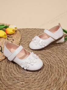 1双简约风格百搭小花，柔软皮革和鞋底，适合春秋夏季休闲聚会和外出 - 白色 - 查看 9