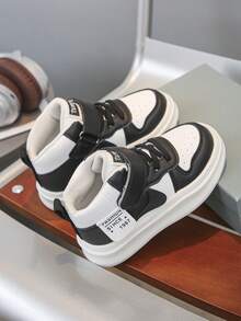 一双帅气儿童高帮白鞋，适合秋季，男童时尚运动鞋，女童休闲鞋，儿童运动鞋 - 黑與白 - 查看 5