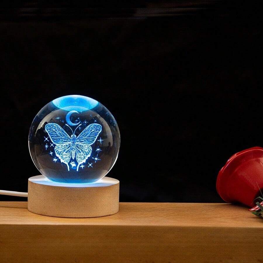 1 件手工水晶月亮和蝴蝶装饰，优雅的节日礼物。适合家人、朋友、爱人、女朋友和家庭成员，水晶材料增添奢华感。可用作房间装饰、办公桌配件、家居装饰、节日礼物、生日礼物、场景装饰和节日配件