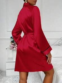1pc Ladies Elegant Contrast Piping Belted Thin Short Robe, Silk Feel Comfortable Sleepwear For Home Use, Fall, Christmas, Winter - Red - View 5