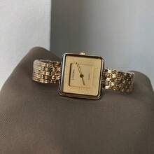 适合女性的奢华小众手表，金属条手表，优雅防水女士手表，适合日常佩戴和特殊场合，适合现代女性的时尚钟表 - 金色 - 查看 3