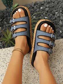 Nouveaux sandales plates d'été pour femmes, décoration boucle métallique mode, bout rond glissant, pantoufles plates confortables pour dames, style bohème sandales de plage pour femmes, chaussures élégantes pour dames
