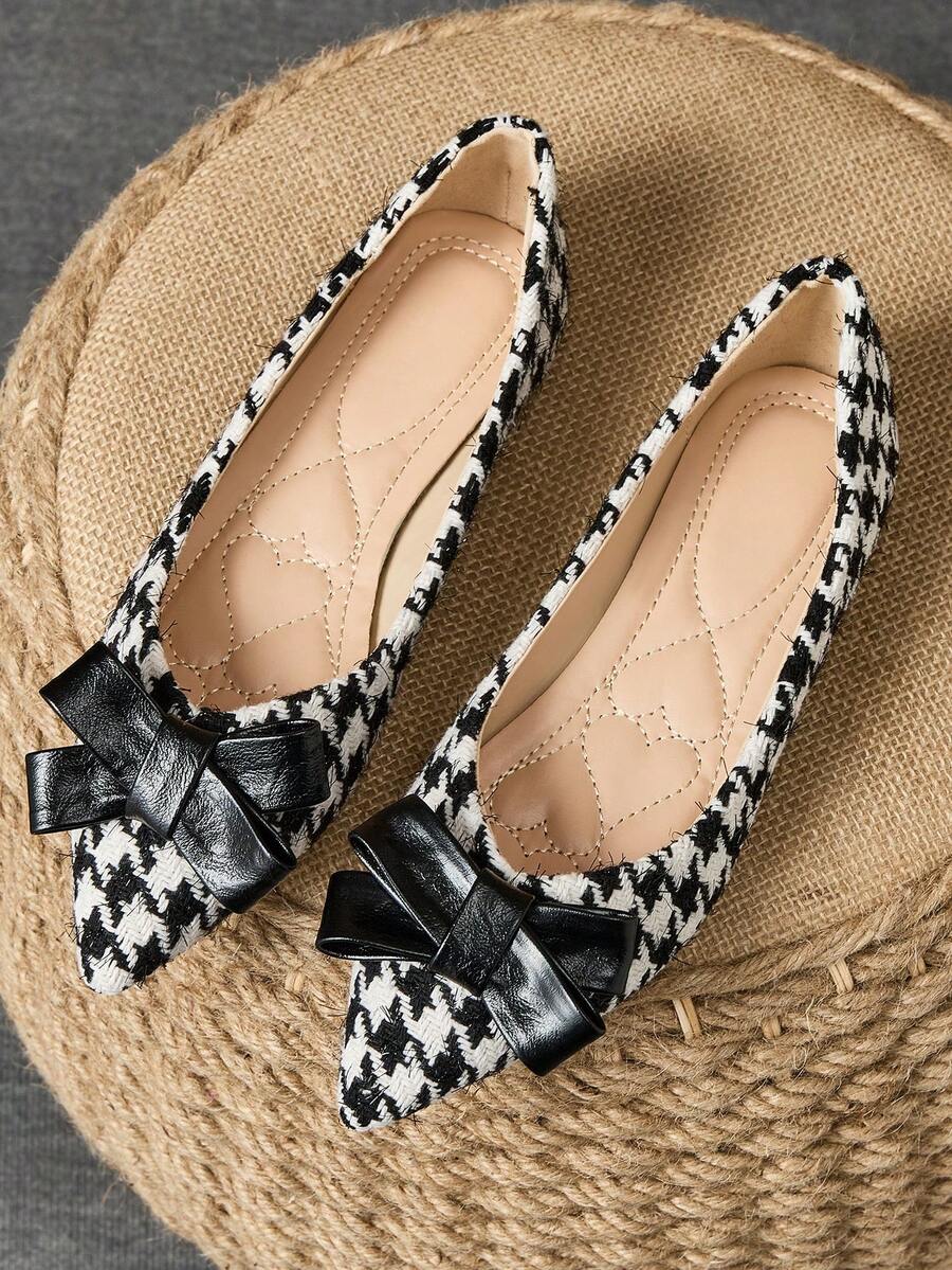 1 Pair Elegant Bohemian Bow Socks - Black - View 1