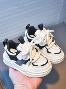 1 Pair Of Children's Casual Sports Shoes, Suitable For Daily Travel To School, Low Cut, Boys' Sneakers, Anti Slip, Wear-Resistant, Fashionable Multifunctional Board 2025 Fashionable New Style Suitable For All Seasons