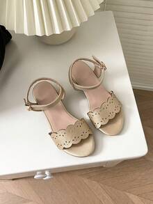 Classic & Fashionable Children Princess Heels, Simple & Practical Multifunctional - Gold - View 1
