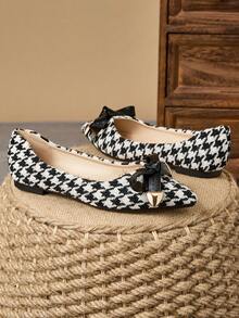 Fashionable & Elegant Boho Houndstooth Bow Decor Flat Shoes - Black - View 4