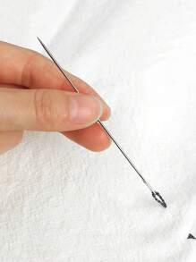 Ein Set mit 15/30 großäugigen Nähnadeln, geeignet für den Hausgebrauch, Handnähen, Quilten für Senioren, mit großen Ösen für einfaches Einfädeln, geeignet für feine Stickerei und Kreuzstich, Geschenke zur Schulanfang - Flaschenverschlussfarbe ist zufällig