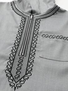 New Men's Loose Hooded Robe Luxury Men's Embroidered Long Sleeve Muslim Clothing Robe Middle East Juba Sobey Traditional Men's Robe