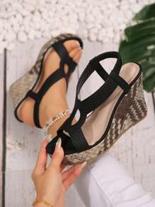 Modne sandały na platformie z krzyżującymi się paskami, wodoodporne, grube podeszwy, klinowe, wsuwane kapcie, wygodne, lekkie, seksowne, wysokie obcasy, odpowiednie na imprezę, wakacje, plażę, duże rozmiary