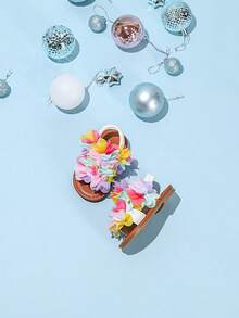Adorable White Infant Sandals With Pearl Chain Elastic Strap Decoration