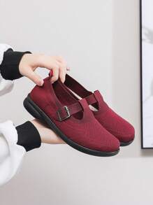 Damen Tanzschuhe mit Polyurethan-Sohle und atmungsaktiv, modischer Mainstream-Stil und elegant