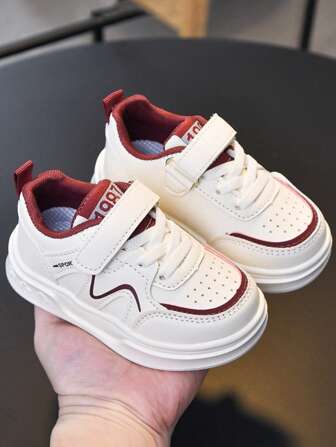 1 双儿童休闲运动鞋，适合日常旅行和校园活动，尼龙扣低帮，适合男孩和女孩穿，防滑、耐磨、时尚、多功能四季版