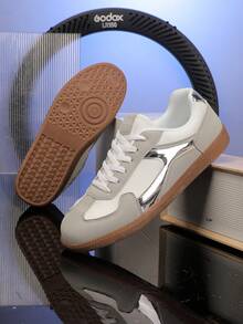 新款女士夏季透气网眼轻便休闲运动鞋果冻鞋复古校园风格训练鞋，亮面平底防滑系带圆头橡胶鞋底休闲运动鞋银色，适合 7 月 4 日 - 白色 - 查看 3