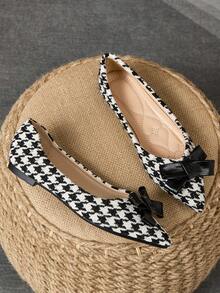 1 Pair Elegant Bohemian Bow Socks - Black - View 5