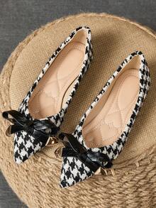 Fashionable & Elegant Boho Houndstooth Bow Decor Flat Shoes - Black - View 1