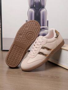 新款夏季女士运动鞋果冻鞋复古休闲百搭校园风格运动鞋，双色拼接平底防滑系带圆头橡胶鞋底休闲运动鞋，杏粉色，适合 7 月 4 日