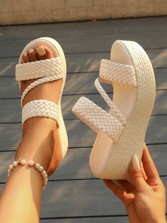 女士夏季编织露趾厚底坡跟一脚蹬凉鞋，舒适休闲日常百搭时尚