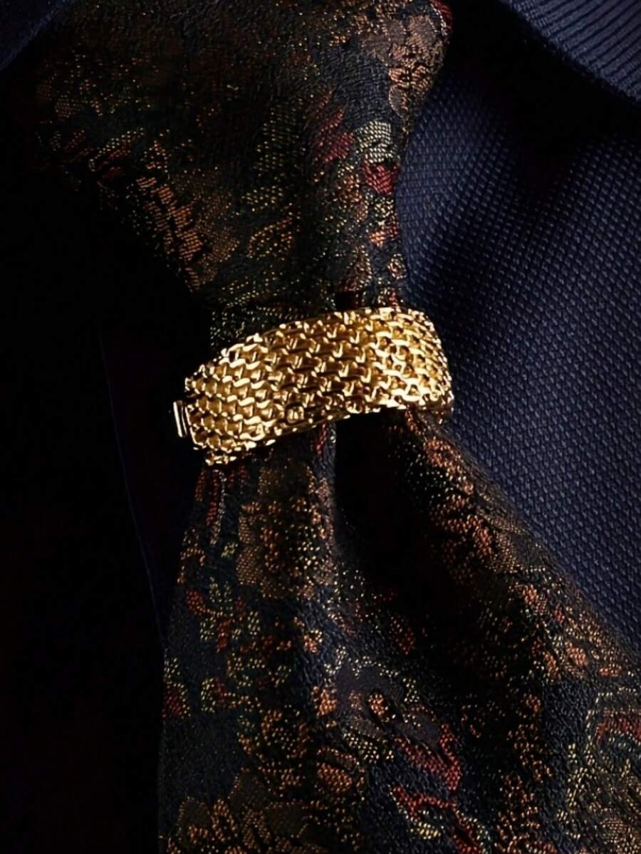 1 pieza Pinza de corbata de cobre con estilo elegante y cool para hombre - Accesorio de moda de estilo vintage, diseño retro elegante con patrón de cadena intrincado, enchapado en oro pulido, mecanismo de resorte, perfecto para ocasiones formales o semi-formales