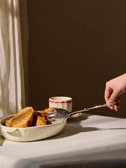 Cirelle 1 pieza Pinzas metálicas plateadas para servir ensalada, pastel, buffet, para fiestas, cumpleaños, bodas y talla grande, usos de cocina, regalo de Navidad, artículos esenciales de cocina Rama, suministros para restaurantes de alta gama, regalo de inauguración de casa, uso en fiestas, comidas familiares, uso en el té de la tarde