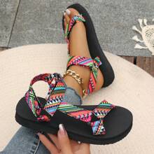 Sandalias planas bohemias informales para el verano 2024, zapatos suaves para la playa para mujeres