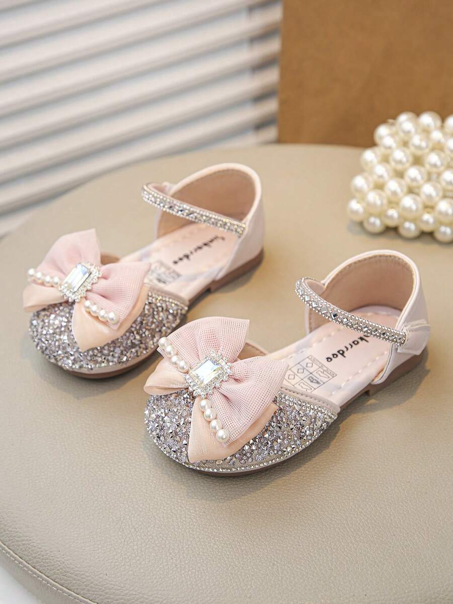 1 Pair New Fashion Elegant Girls Simple Laser PU Handmade Pearl Lace Bow Crystal Decor Magic Stick Soft Non-Slip Flat Close Toe Princess Shoes Suitable For Piano Performance, Suitable For All Seasons