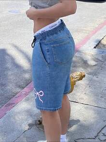 Women's Embroidered Butterfly Elastic Waist Drawstring Oblique Pocket Cropped Jeans - Medium Wash - View 2