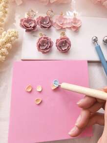 10*10cm Large Flower Making Sponge Mat - High-Resilience, Uncharged Plastic Tool For Thinning Fondant Petals, Shaping Clay & Pottery Crafts With Ease - Perfect For DIY Artisans And Craft Enthusiasts